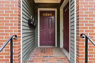 207 Vaughan St, Portland, ME 04102 - Photo 3
