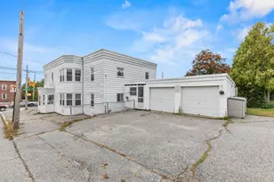 1114 Lisbon St, Lewiston, ME 04240 - Photo 3