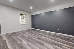 33 Pearl St, Lewiston, ME 04240 - Photo 7
