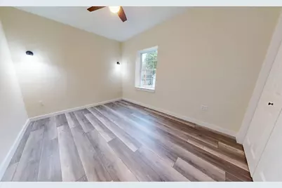 33 Pearl Street, Lewiston, ME 04240 - Photo 15