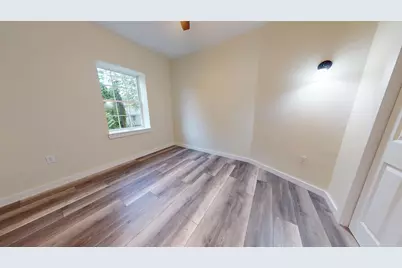 33 Pearl Street, Lewiston, ME 04240 - Photo 19