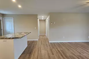 32 Meadow Dr, Waterville, ME 04901 - Photo 9
