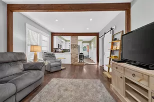 14 Linden St, Auburn, ME 04210 - Photo 11