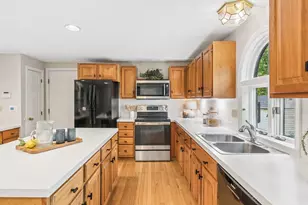 4 Winding Brook Ln, Saco, ME 04072 - Photo 9