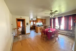 32 Taylor St, Lincoln, ME 04457 - Photo 9