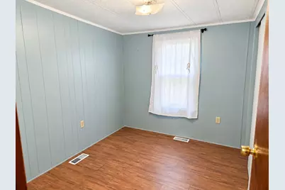 216 Cedar Street, Millinocket, ME 04462 - Photo 9