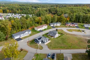 12 Seaglass Ln, Kittery, ME 03904 - Photo 5