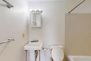 198 Park St, Lewiston, ME 04240 - Photo 27