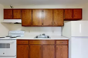 198 Park St, Lewiston, ME 04240 - Photo 19