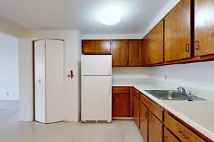 198 Park St, Lewiston, ME 04240 - Photo 5