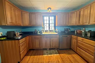 97 Main St, Lincoln, ME 04457 - Photo 9