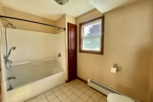 120 Prospect St, Millinocket, ME 04462 - Photo 15