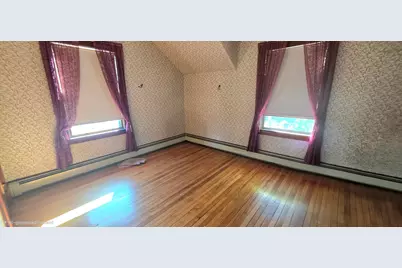 27 W Dartmouth Street, Auburn, ME 04210 - Photo 17