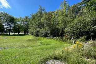 118 Main St, Topsham, ME 04086 - Photo 1