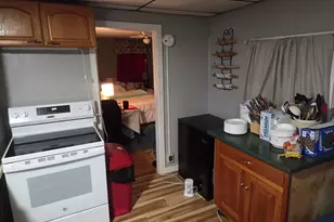 246 Lincoln St, Lewiston, ME 04240 - Photo 7