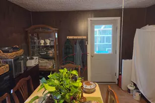 246 Lincoln St, Lewiston, ME 04240 - Photo 9