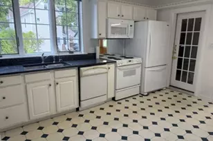6 Colonial St, Waterville, ME 04901 - Photo 3