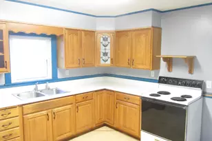 14 Davis Dr, Veazie, ME 04401 - Photo 7