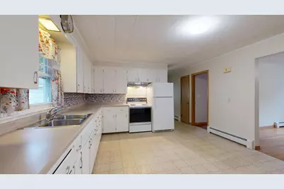8 Highland Avenue, Lewiston, ME 04240 - Photo 7