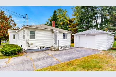 8 Highland Avenue, Lewiston, ME 04240 - Photo 3