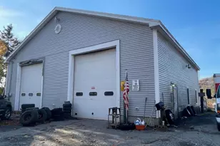 384 Old County Rd, Rockland, ME 04841 - Photo 1