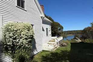 22 Washington School Rd, Vinalhaven, ME 04863 - Photo 27