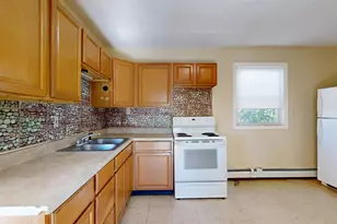 34 Shawmut St, Lewiston, ME 04240 - Photo 5