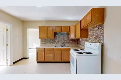 34 Shawmut Street, Lewiston, ME 04240 - Photo 7