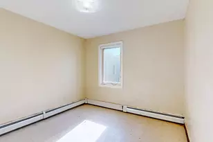 34 Shawmut St, Lewiston, ME 04240 - Photo 9