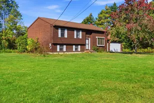 37 Meadow Ln, Auburn, ME 04210 - Photo 11