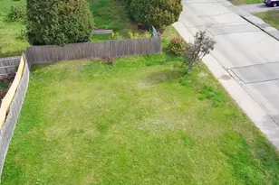 160 W Pleasant St, Westbrook, ME 04092 - Photo 5