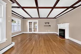 24 Roosevelt Ave, Waterville, ME 04901 - Photo 9