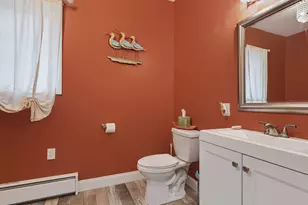 29 Summit St, Old Orchard Beach, ME 04064 - Photo 17