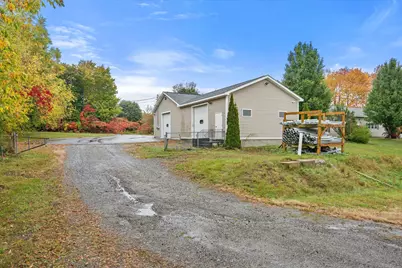 1380 Hammond Street, Bangor, ME 04401 - Photo 7