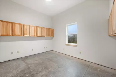 1380 Hammond Street, Bangor, ME 04401 - Photo 15