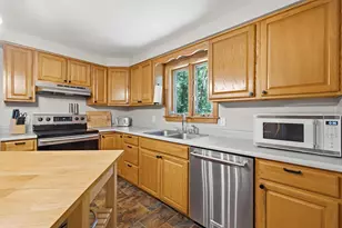 210 Fairview Dr, Waterboro, ME 04061 - Photo 7