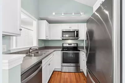 202 Settler Road #202, South Portland, ME 04106 - Photo 11