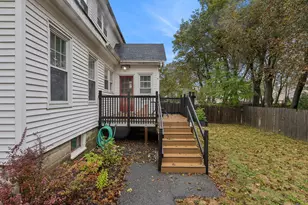21 Edwards St, Portland, ME 04102 - Photo 3