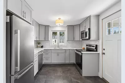 43 Edwards Street, Portland, ME 04102 - Photo 13