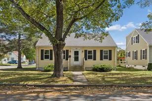 43 Edwards St, Portland, ME 04102 - Photo 1