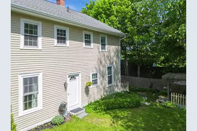 2 Warren Street, Hallowell, ME 04347 - Photo 9
