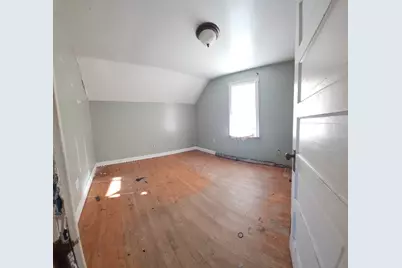 9 Lincoln Street, Millinocket, ME 04462 - Photo 15