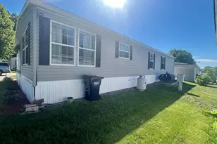 20 Town and Country Dr, Lisbon, ME 04250 - Photo 5