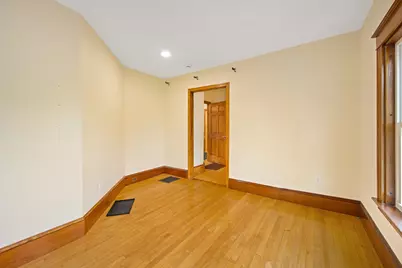 546 Broadway, Bangor, ME 04401 - Photo 15