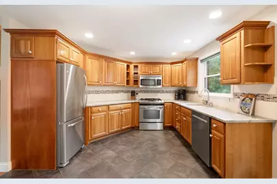 2 Aspen Ridge, Raymond, ME 04071 - Photo 3