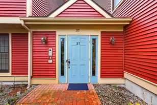 37 Estates Dr, Manchester, ME 04351 - Photo 5