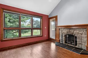 37 Estates Dr, Manchester, ME 04351 - Photo 9