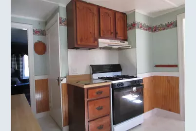 29 Elm Street, Norway, ME 04268 - Photo 7
