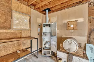 247 Maine Ave, Millinocket, ME 04462 - Photo 31