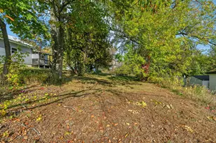 247 Maine Ave, Millinocket, ME 04462 - Photo 35